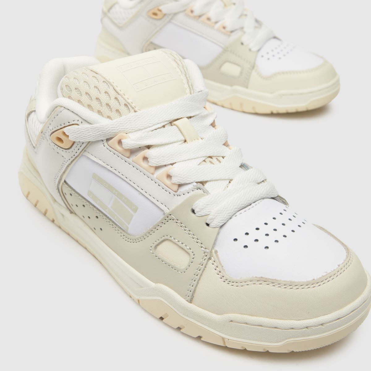 Tommy Jeans – Vita skateboardsneakers