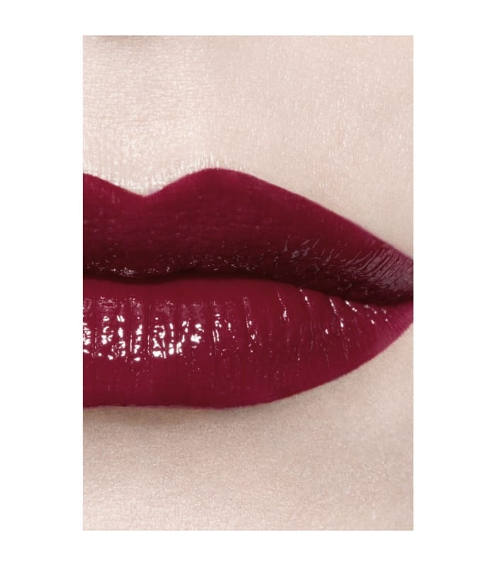 Chanel-ROUGE COCO BLOOM-Le rouge à levrès hydratant et repulpant longue tenue, couleur et brillance intenses