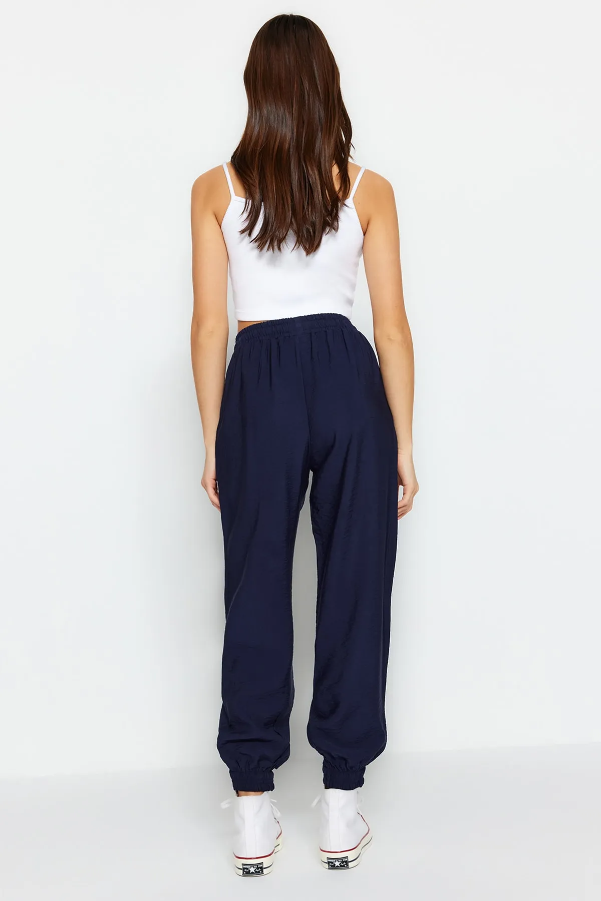 Trendyol Collection  Marineblaue Jogger-Webhose TWOSS20PL0129