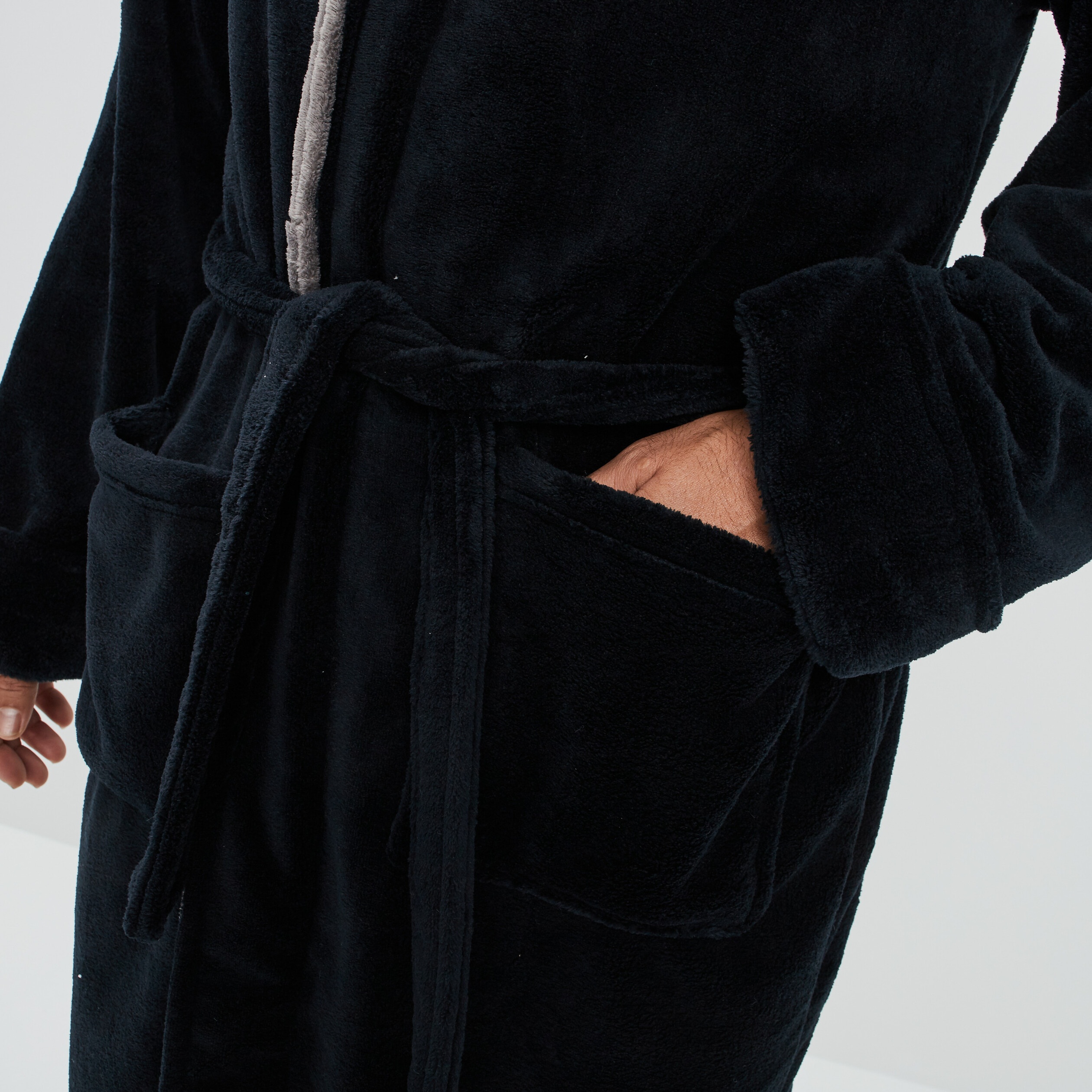 Peignoir long col châle noir homme | La Halle