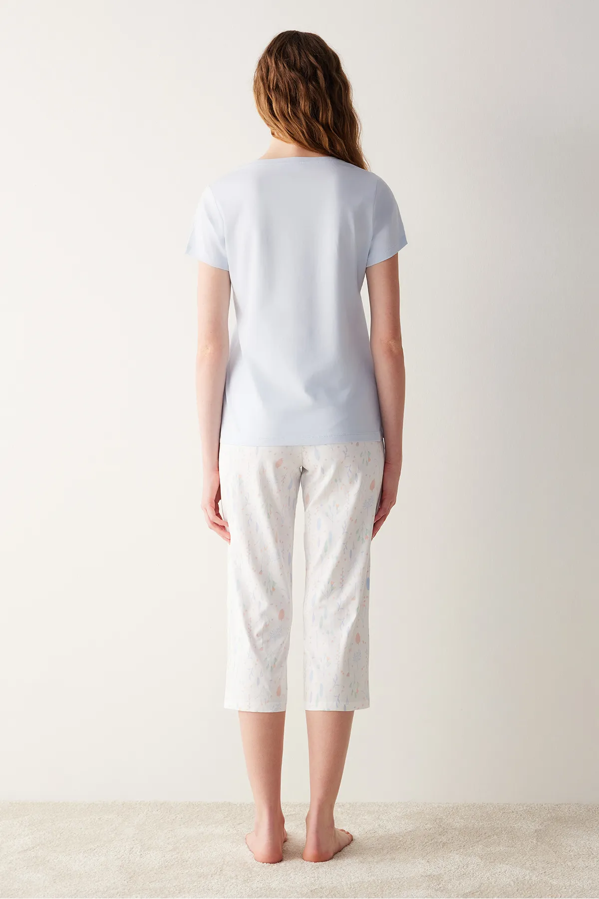 Penti  Hellblaues Capri-Pyjama-Set für den Frühling