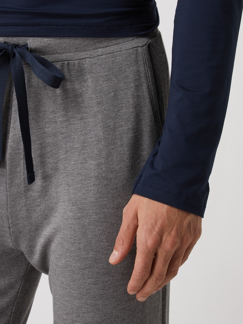 Lounge-Hose mit Stretch-Anteil in mittelgrau meliert