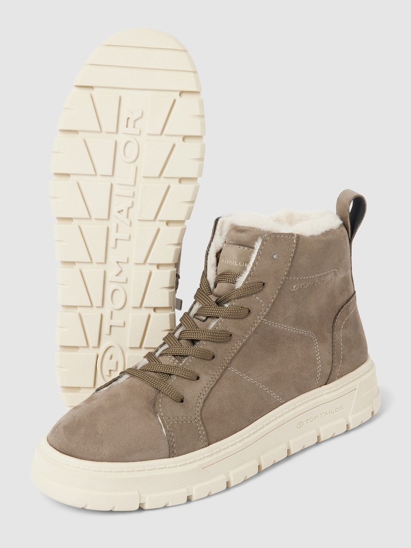 Sneaker mit Kunstfellbesatz in khaki