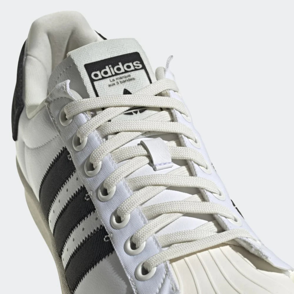 adidas Superstar Parley GV7615 / weiss