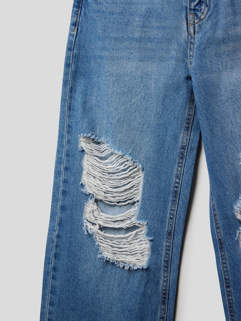 Jeans im Destroyed-Look in blau