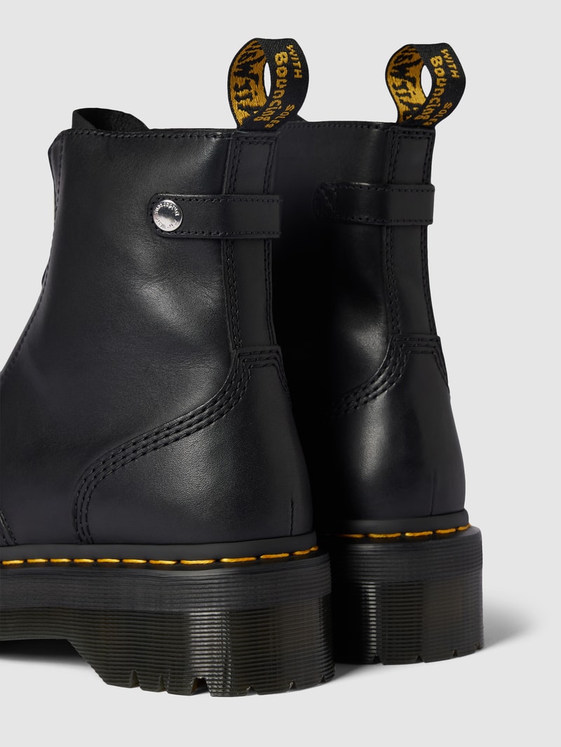 Stiefel mit Reißverschluss Modell 'Jetta' in schwarz
