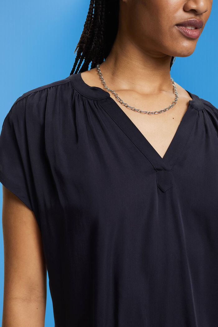 Bluse mit V-Neck, LENZING™ ECOVERO™