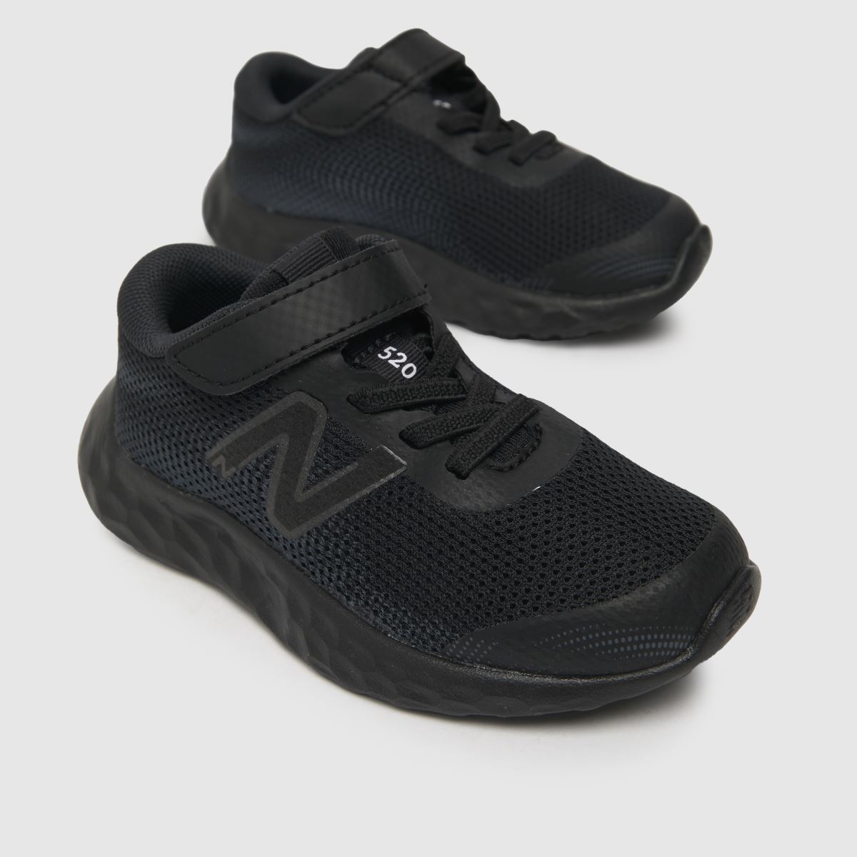 New Balance svarta 520 v8 v småbarnsskor