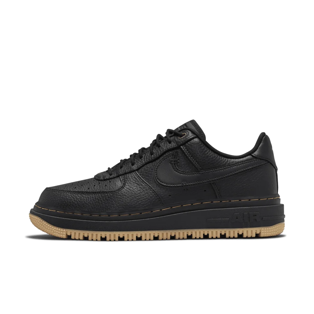 Nike Air Force 1 Luxe DB4109-001 / schwarz