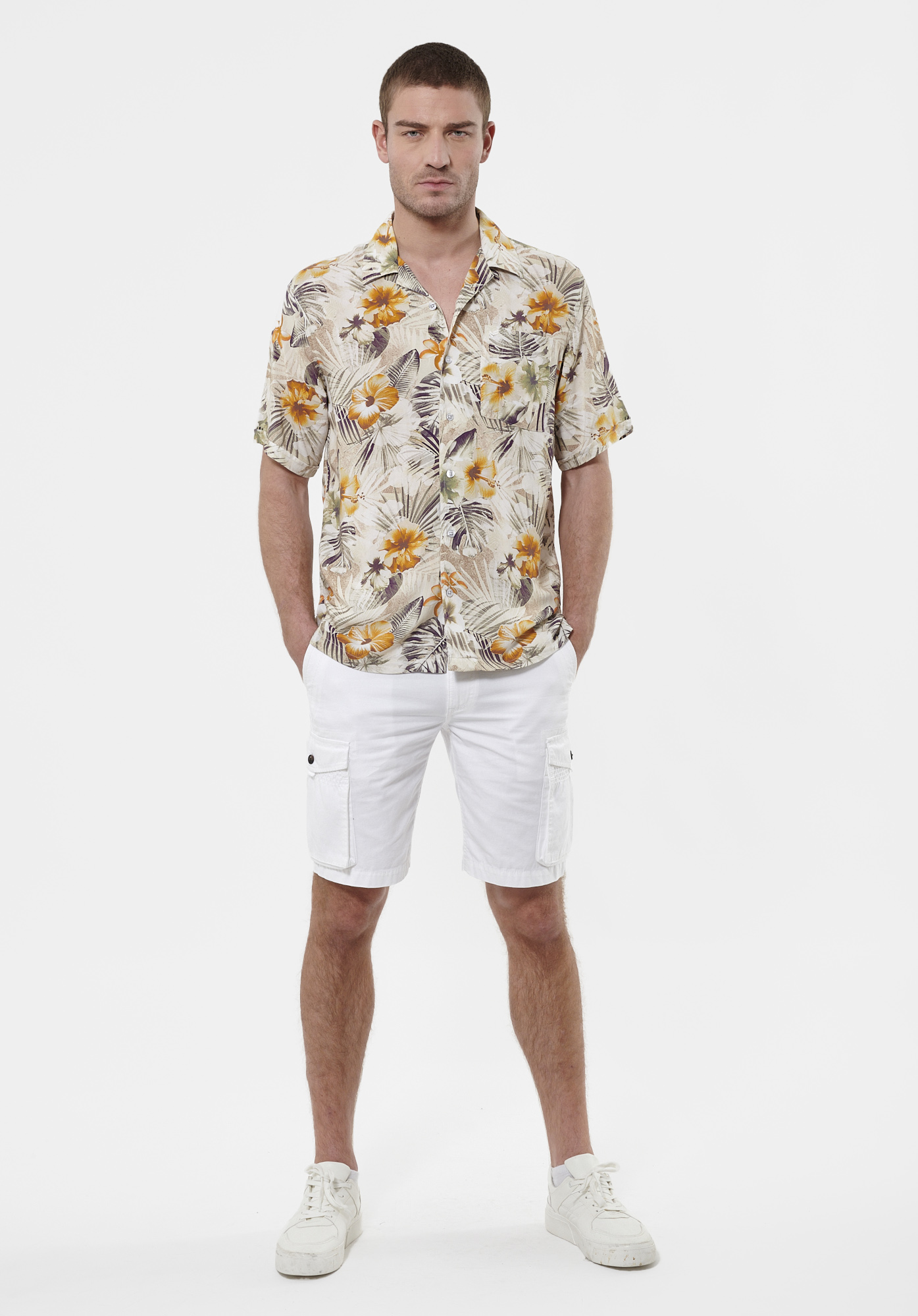 MIKE   Chemise fleurie Homme
