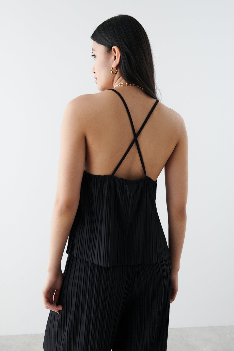 Tamara singlet