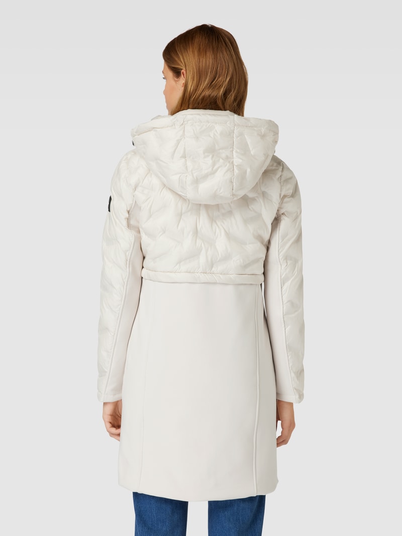Hybridjacke mit Prägungen in offwhite