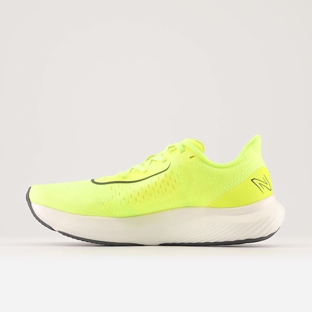 New Balance FuelCell Rebel v3 MFCX-1D-CP3 / gelb