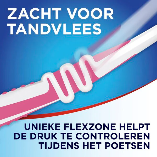 Aquafresh Clean & Flex zubné kefky strednej veľkosti 3 kusy