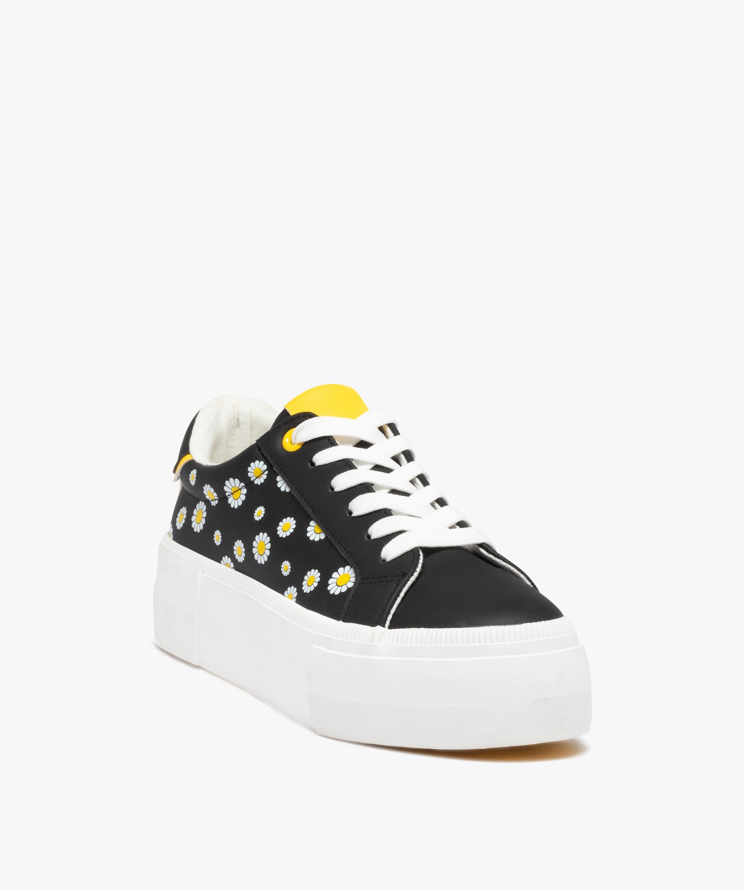 Baskets femme à motifs paquerettes et semelle épaisse noir | GEMO