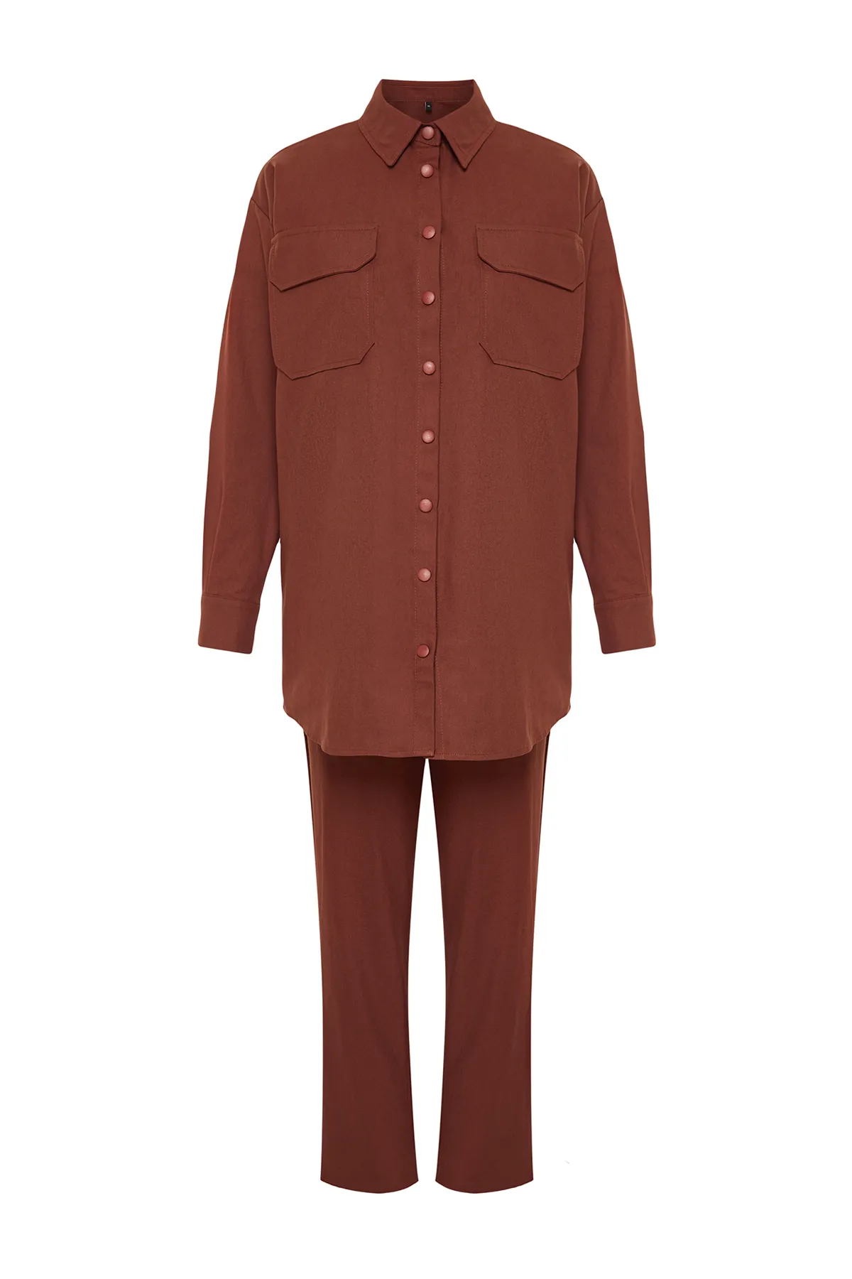 Trendyol Modest  Dunkelbrauner, gewebter Anzug aus Hemd und Hose mit Taschen und Druckknöpfen TCTAW22US0013