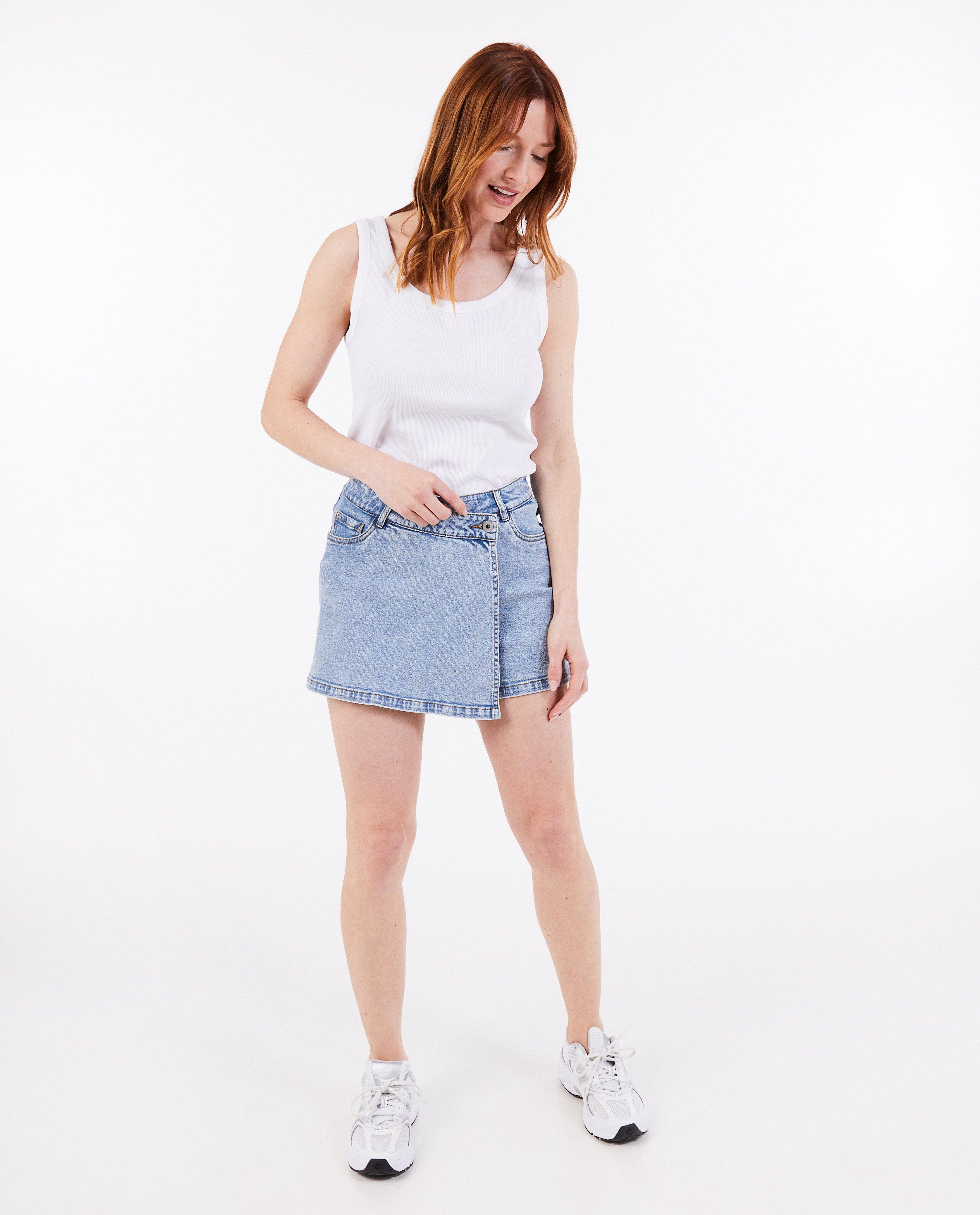 Pantaloni scurți din denim Sora Blue, albastru deschis