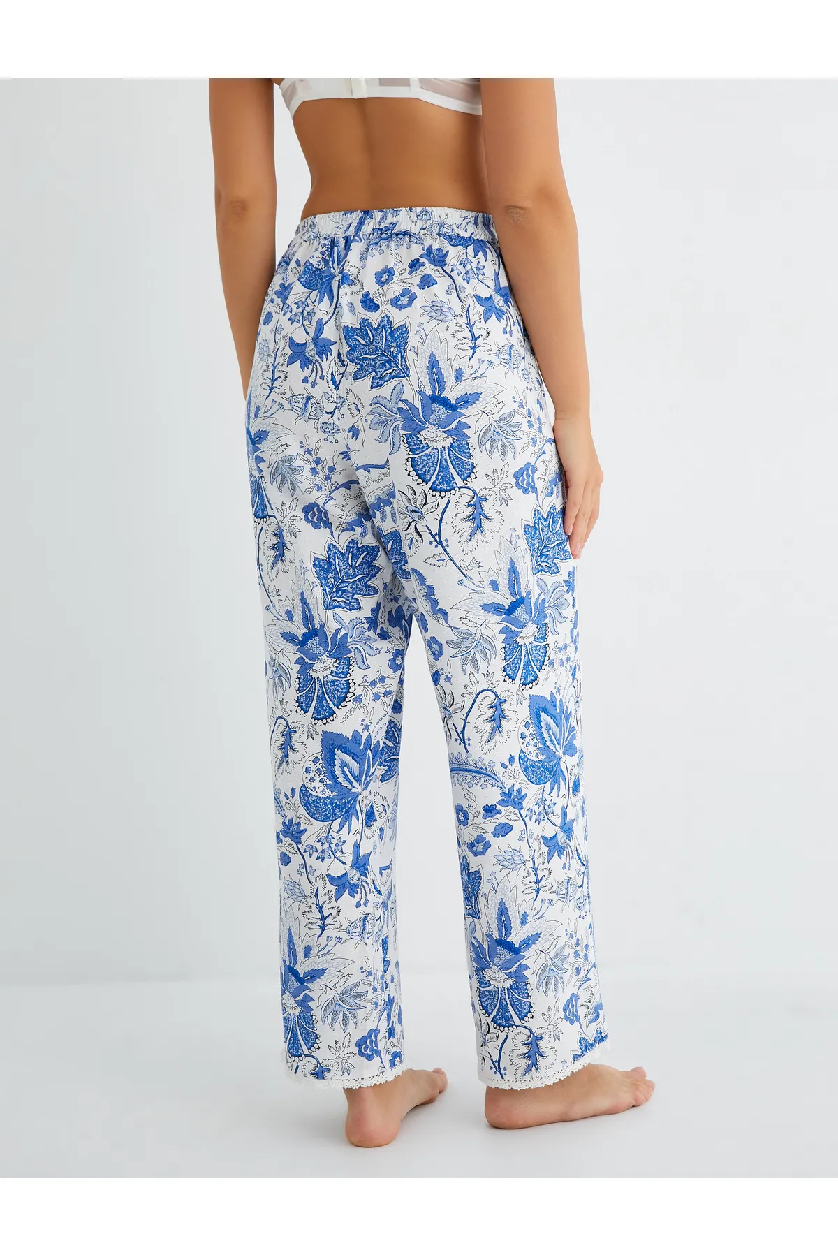 Koton  Viskose-Pyjamahose mit geradem Bein und Spitze