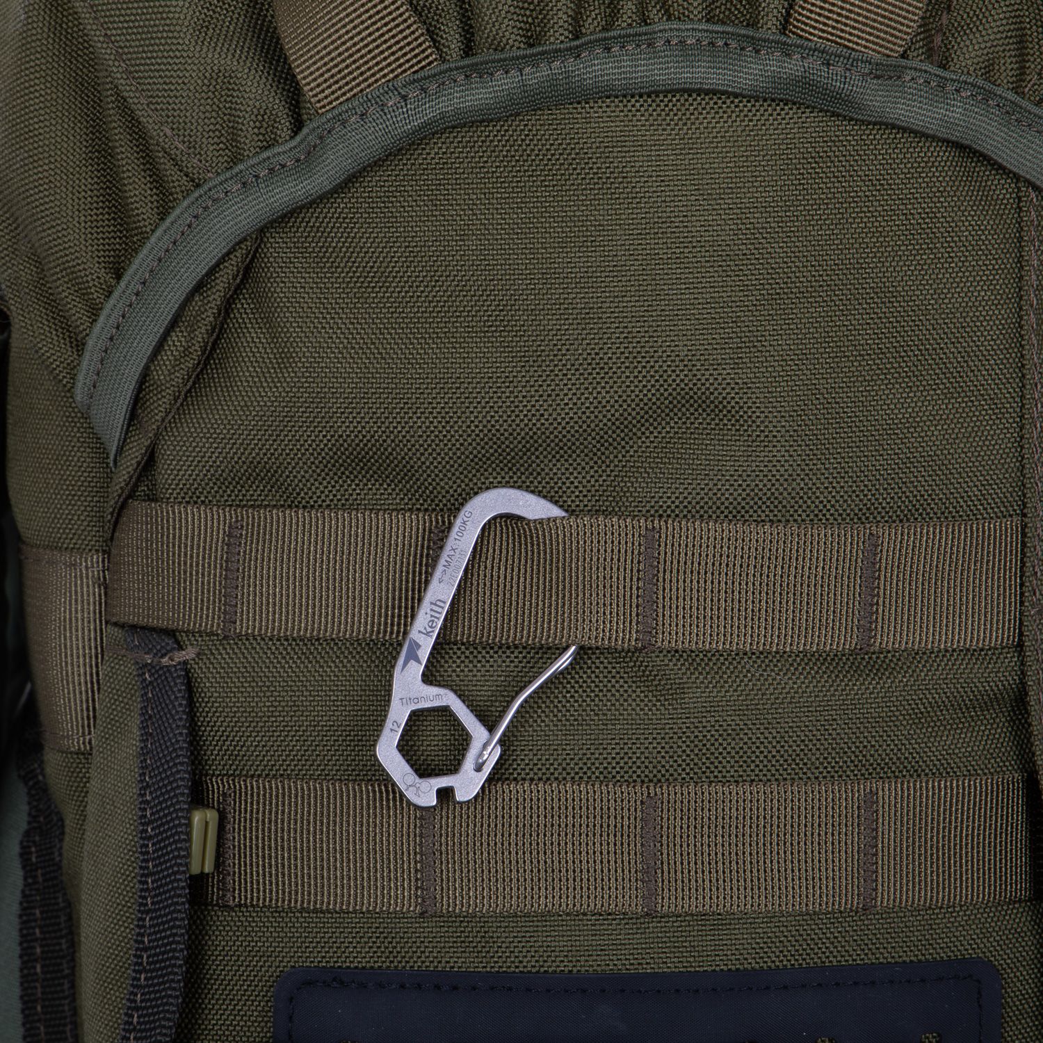 Titan Karabiner Multitool V2