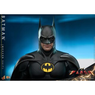 The Flash Movie Masterpiece Actionfigur 1/6 Batman (Modern Suit) 30 cm