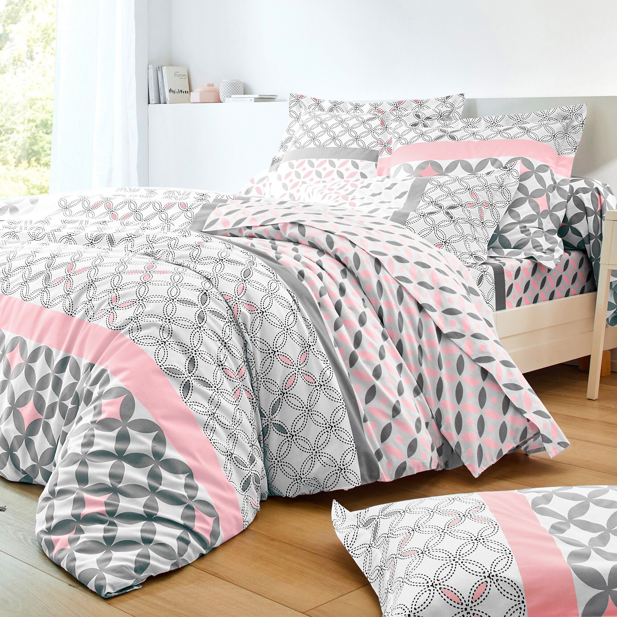 Linge de lit Marlow en coton motifs géométriques