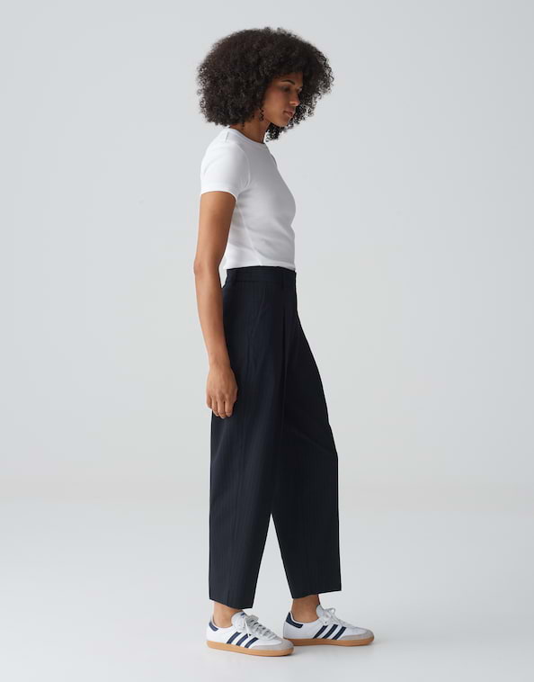 City Pants Minara