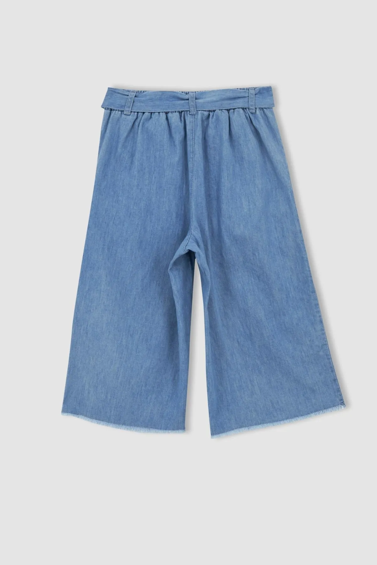 DeFacto  Mädchen-Jeanshose in Capri-Länge mit Culotte-Passform und Gürtel