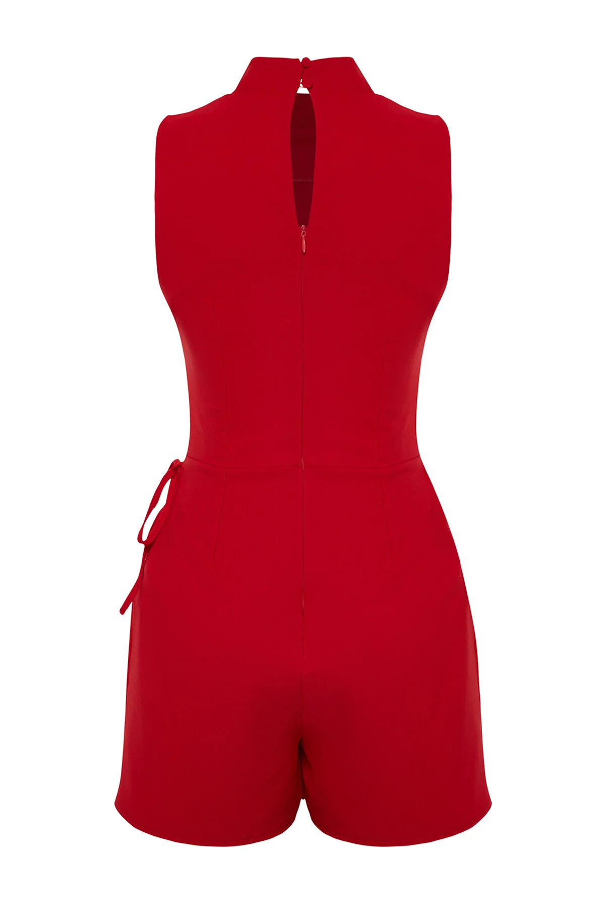 Trendyol Collection  Roter Overall mit gewebtem Mini-Shorts und Rock und Krawatte und detailliertem Ausschnitt TWOSS24TU00038