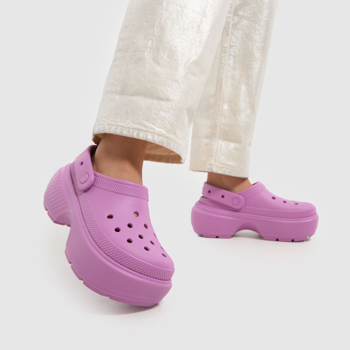 Crocs Stomp klumpa szandál rózsaszínben