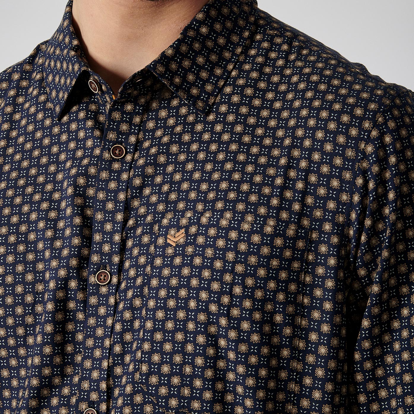 RAVI   Chemise bleue fleurie homme 100% coton
