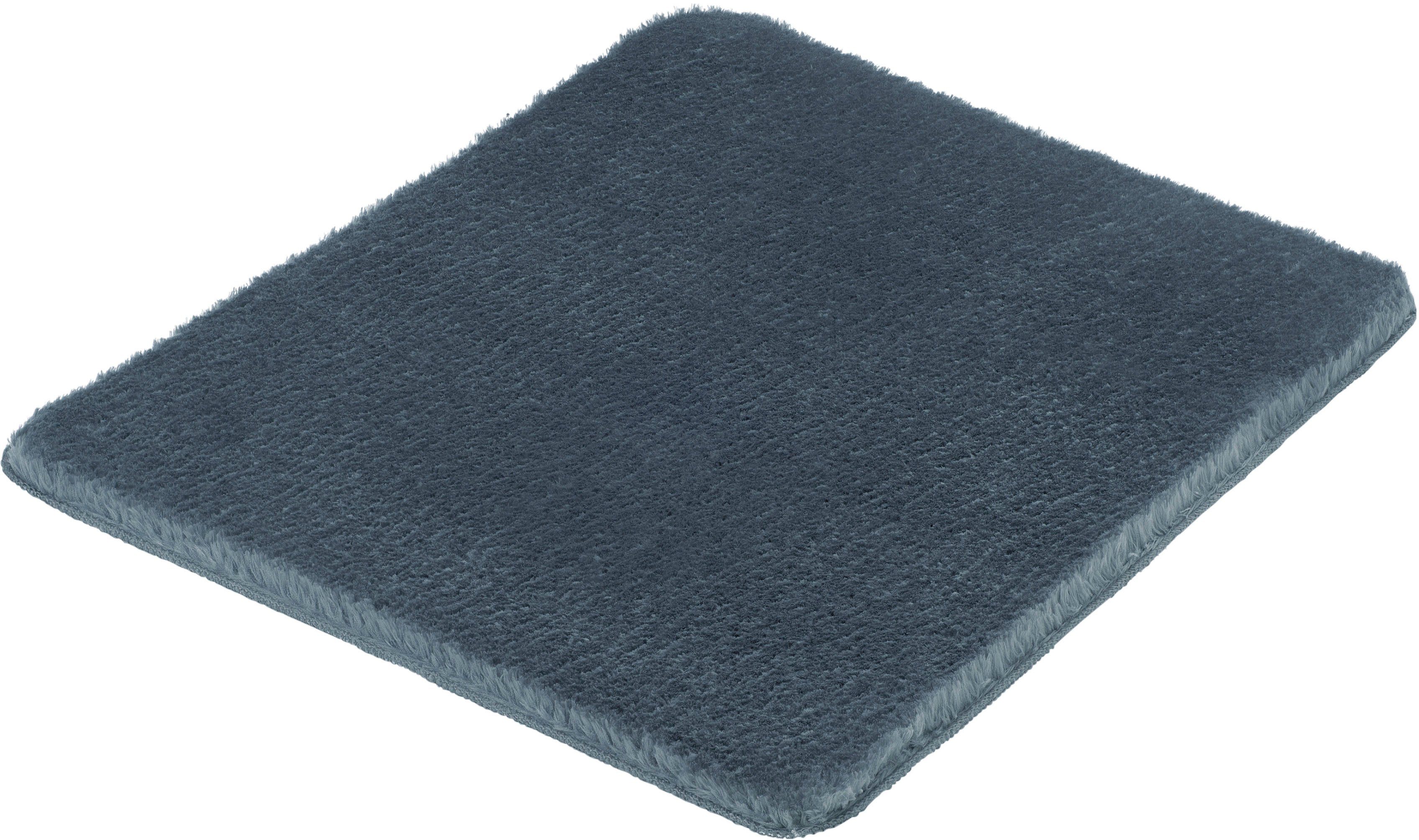 Badematte Cecil Kleine Wolke, Höhe 15 mm, rutschhemmend beschichtet, fußbodenheizungsgeeignet, schnell trocknend, Polyester, rechteckig, Badteppich, Uni Farben