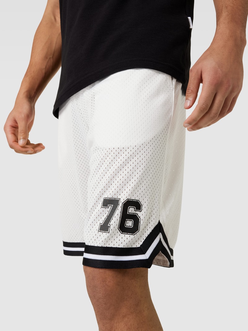 Sweatshorts mit Tunnelzug in weiß