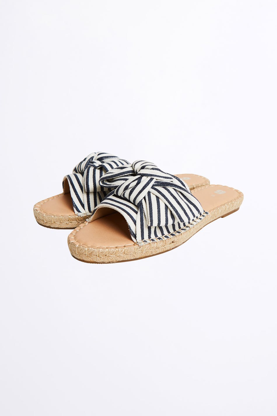 Viola sandals