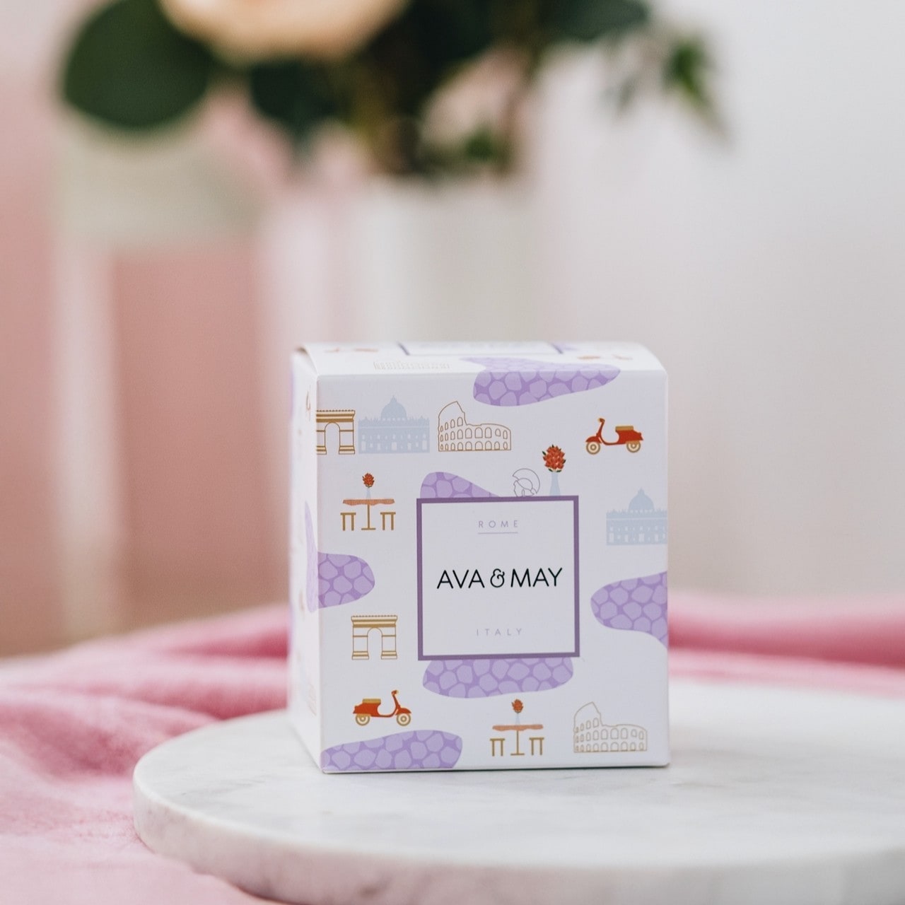 AVA & MAY Bougie parfumée Rome