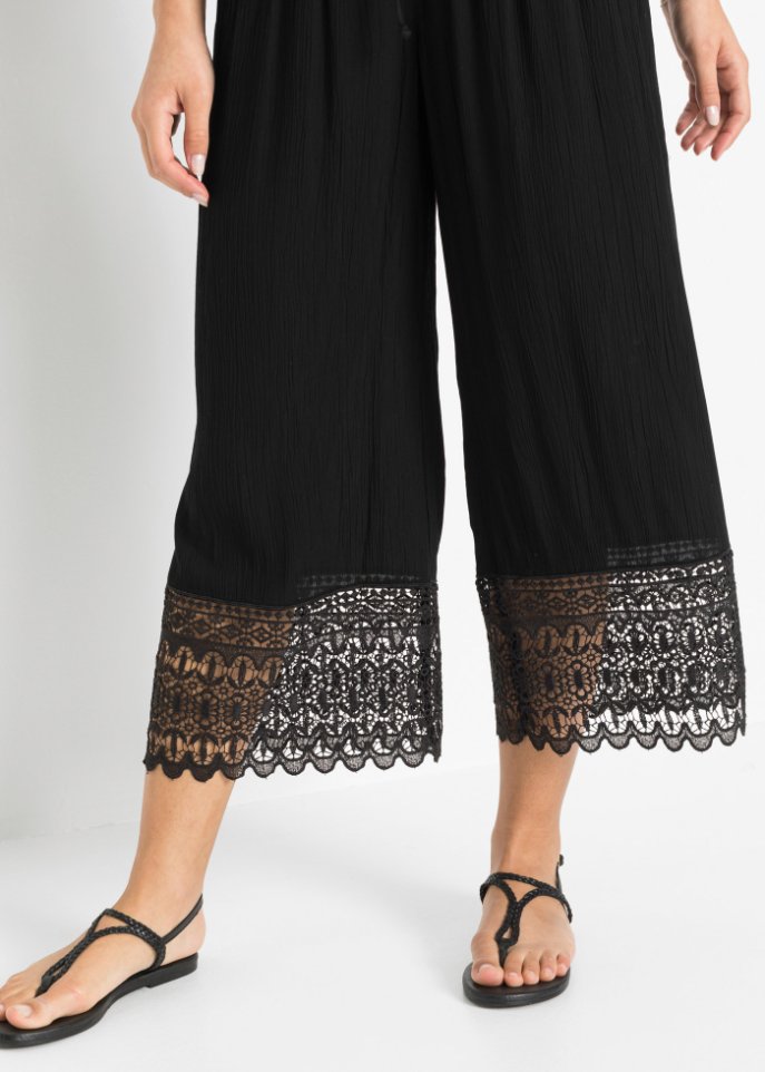 Culotte mit Spitze