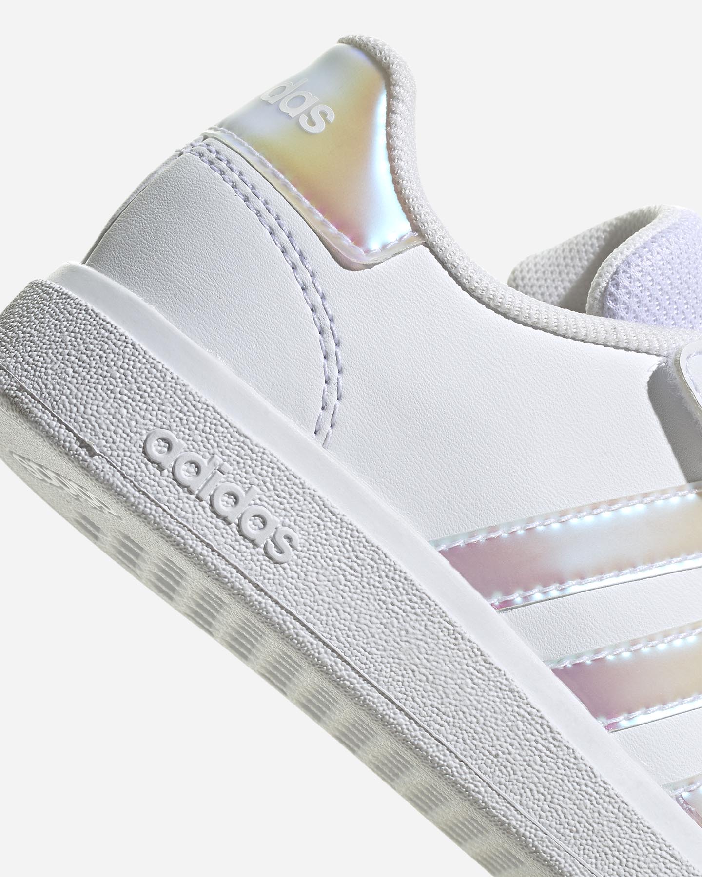 Buty sportowe Adidas Core Grand Court 2.0 Elastic Ps Jr GY2327