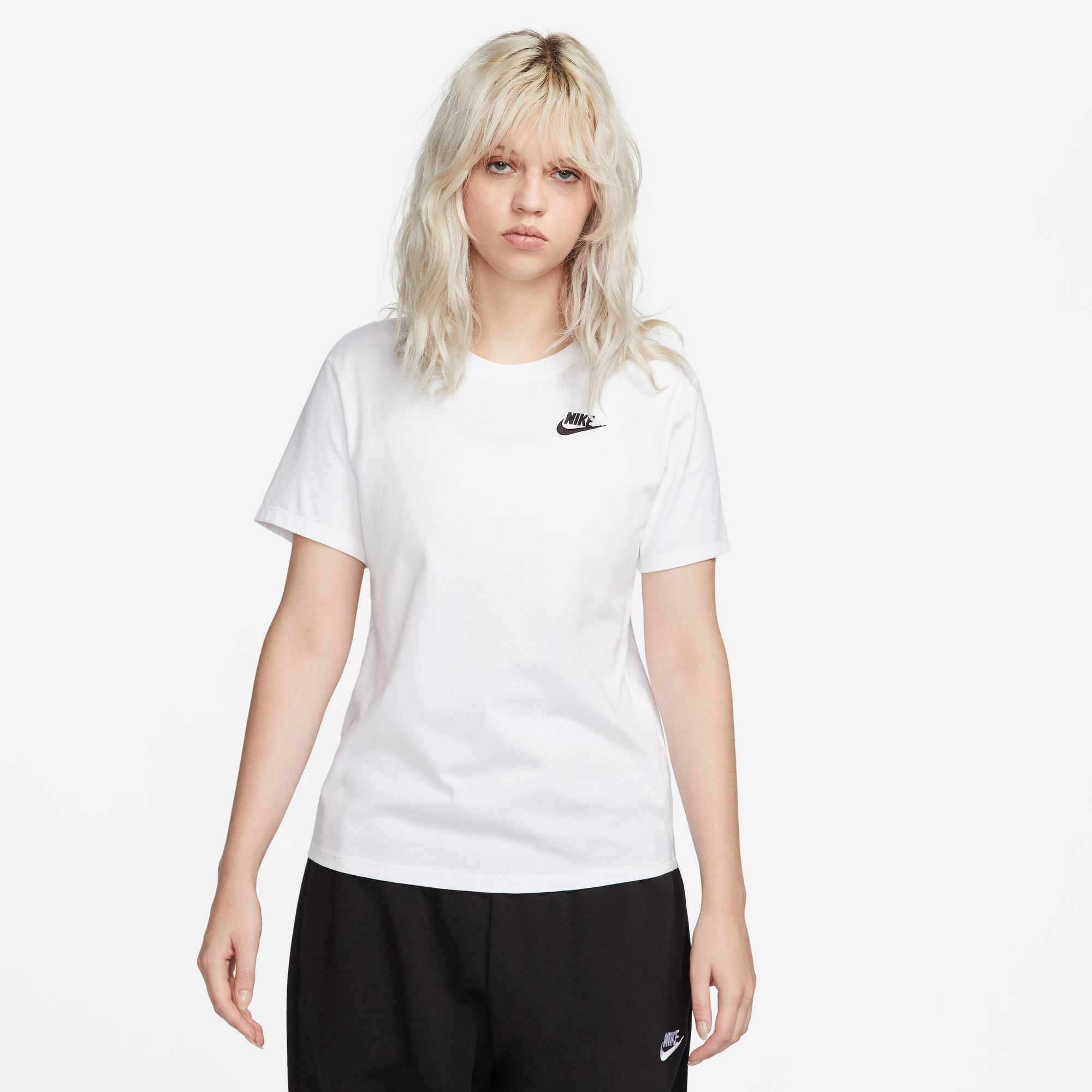 New Sportswear Club T-Shirt Damen - Weiß