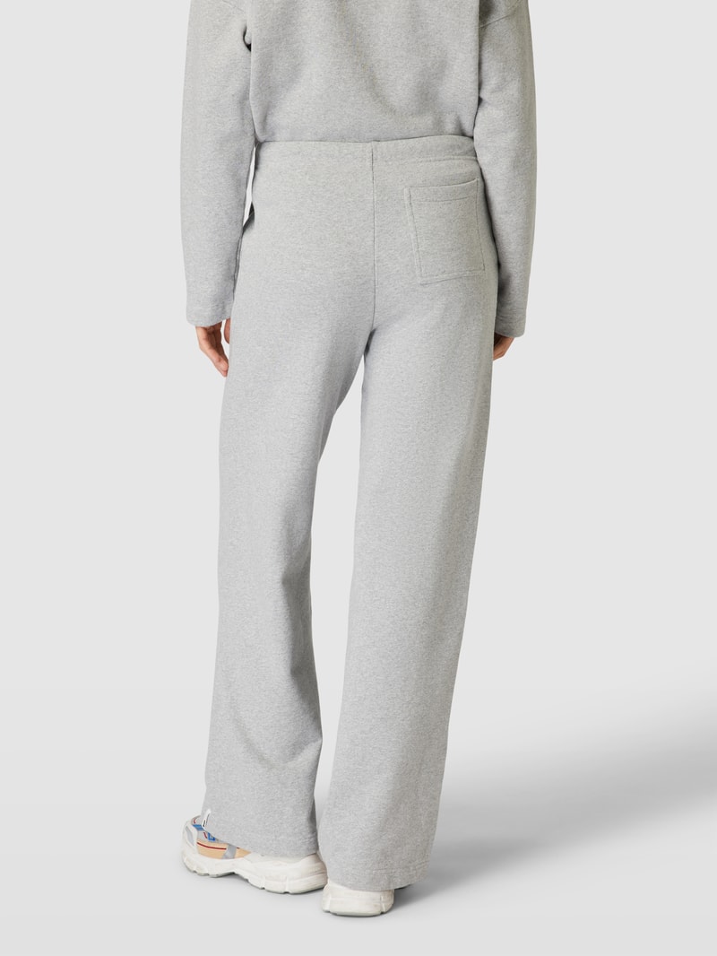 Sweatpants mit seitlichen Eingrifftaschen Modell 'RINAA' in mittelgrau
