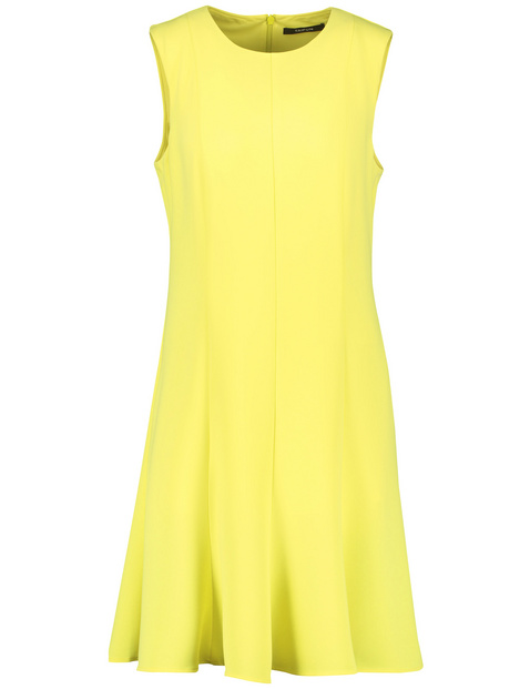 Figurbetontes Kleid mit Godet-Silhouette