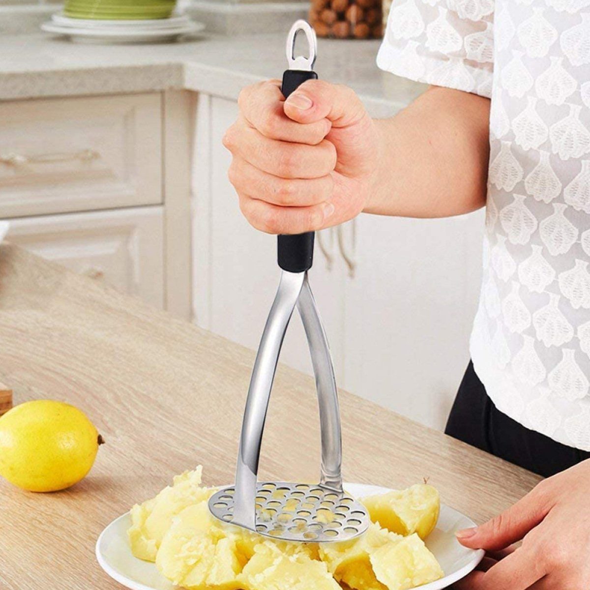 Rwoythk Kartoffelpresse Kartoffelstampfer, professioneller, Edelstahl, Koch- und Küchenhelfer.