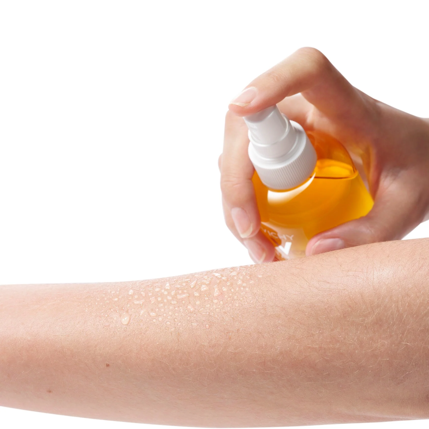 Capital Soleil Capital Soleil Sunscreen Water Abbron SPF30 – Solspray med høy beskyttelse til kroppen.