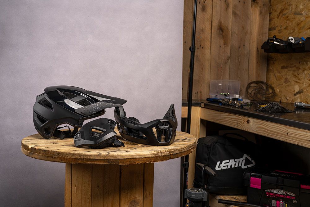 Leatt 3.0 Enduro - Fullface Helm kaufen | Bike-Discount