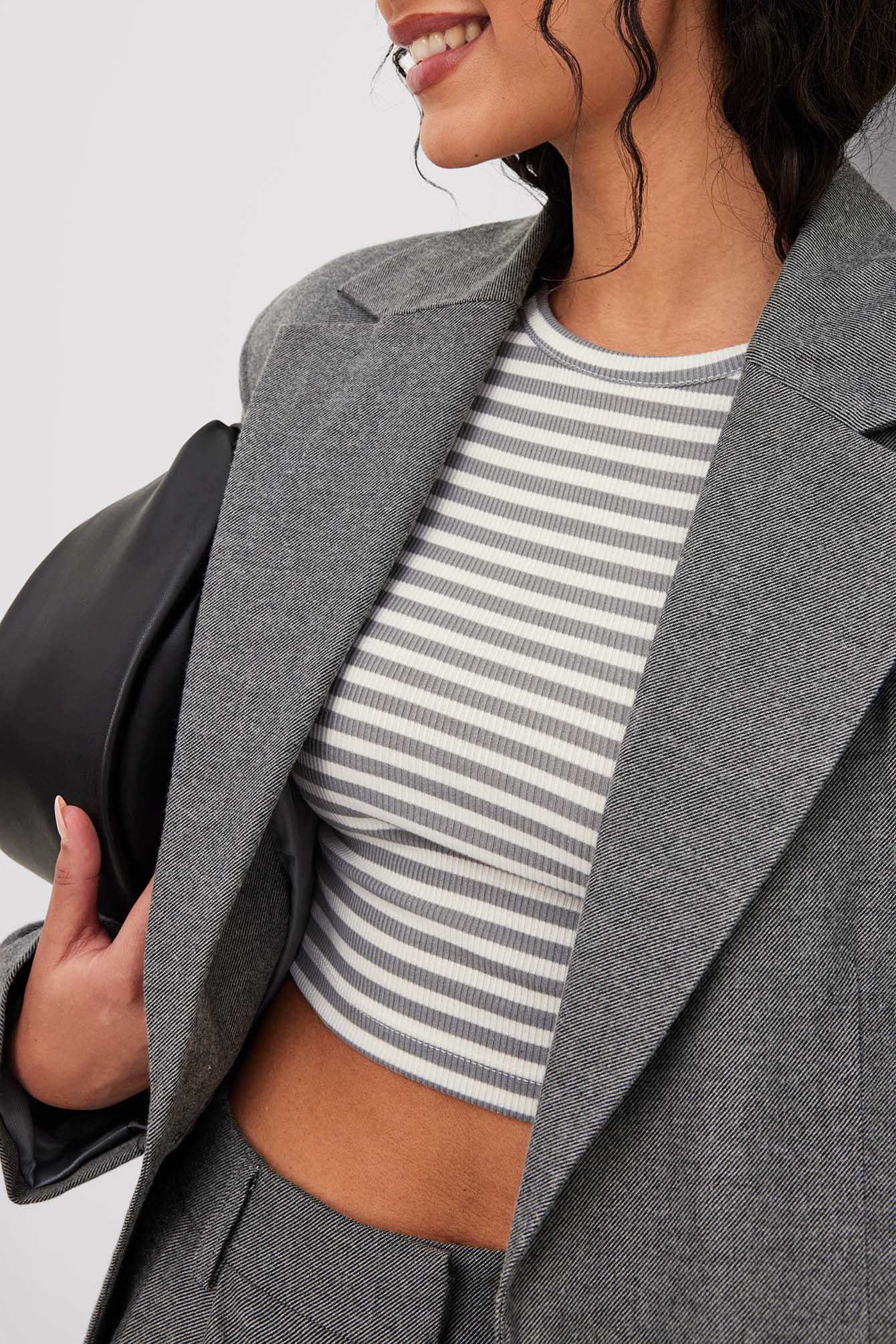 Recyceltes kurzes, gestreiftes Longsleeve-Shirt