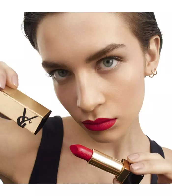ROUGE PUR COUTURE  Rouge à Lèvres fini satin