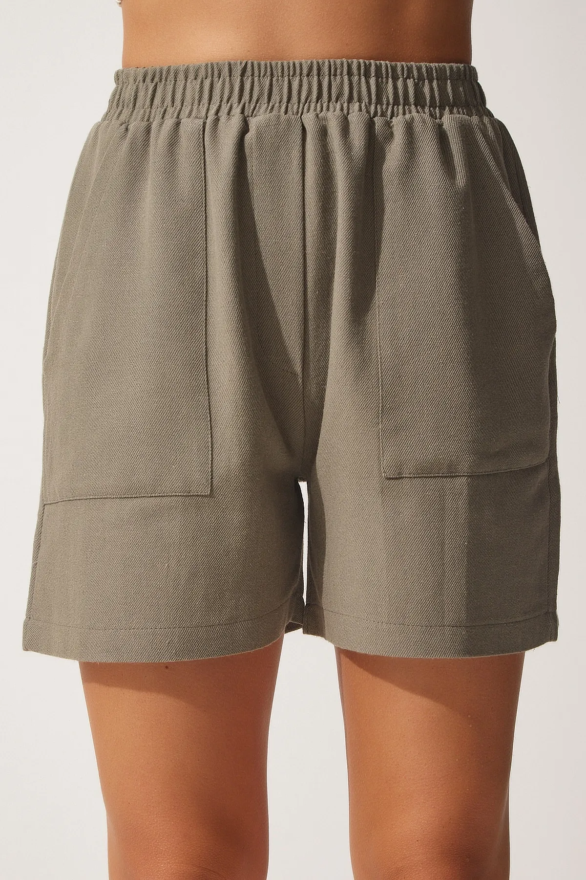 Happiness İstanbul  Shorts - Khaki - Mittlerer Bund