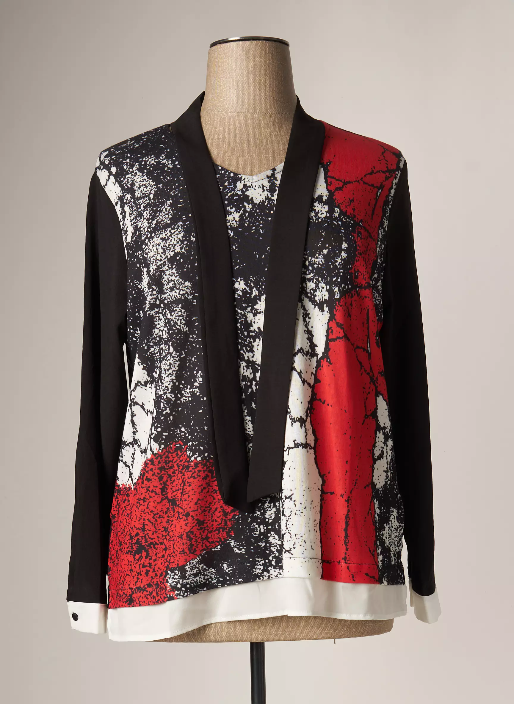 Guy Dubouis Tops Femme couleur noir