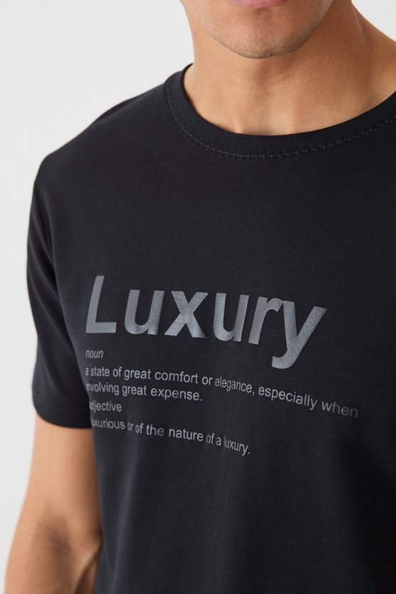 Slim Elegance Gloss Print T-shirt