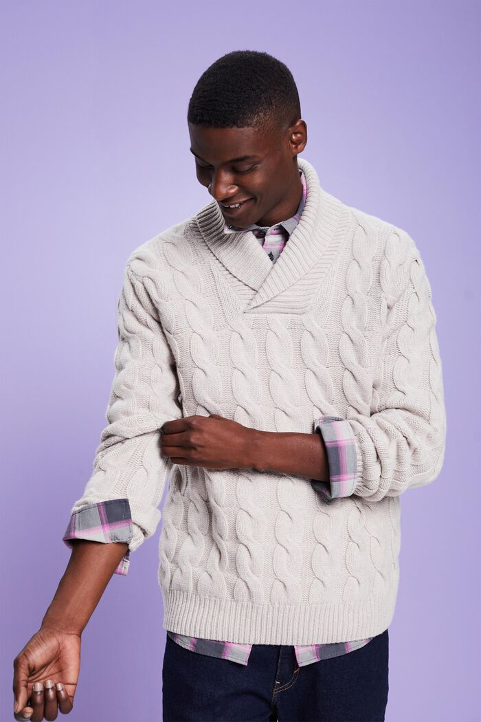 Zopfstrickpullover aus Wolle mit Schalkragen