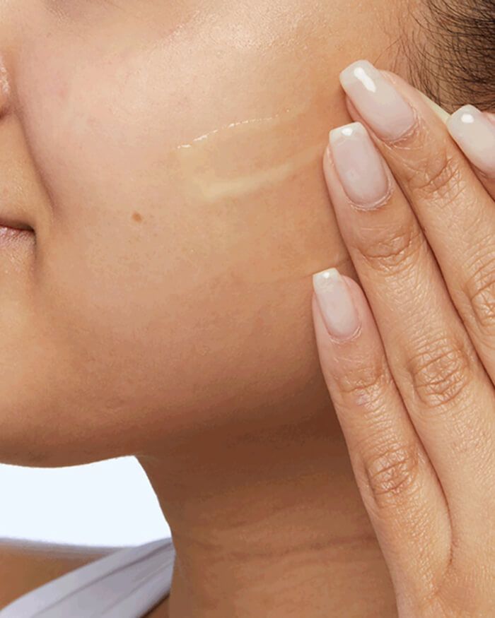 Sérum au rétinol régénérant pour la peau Sérum anti-âge au rétinol pour les ridules