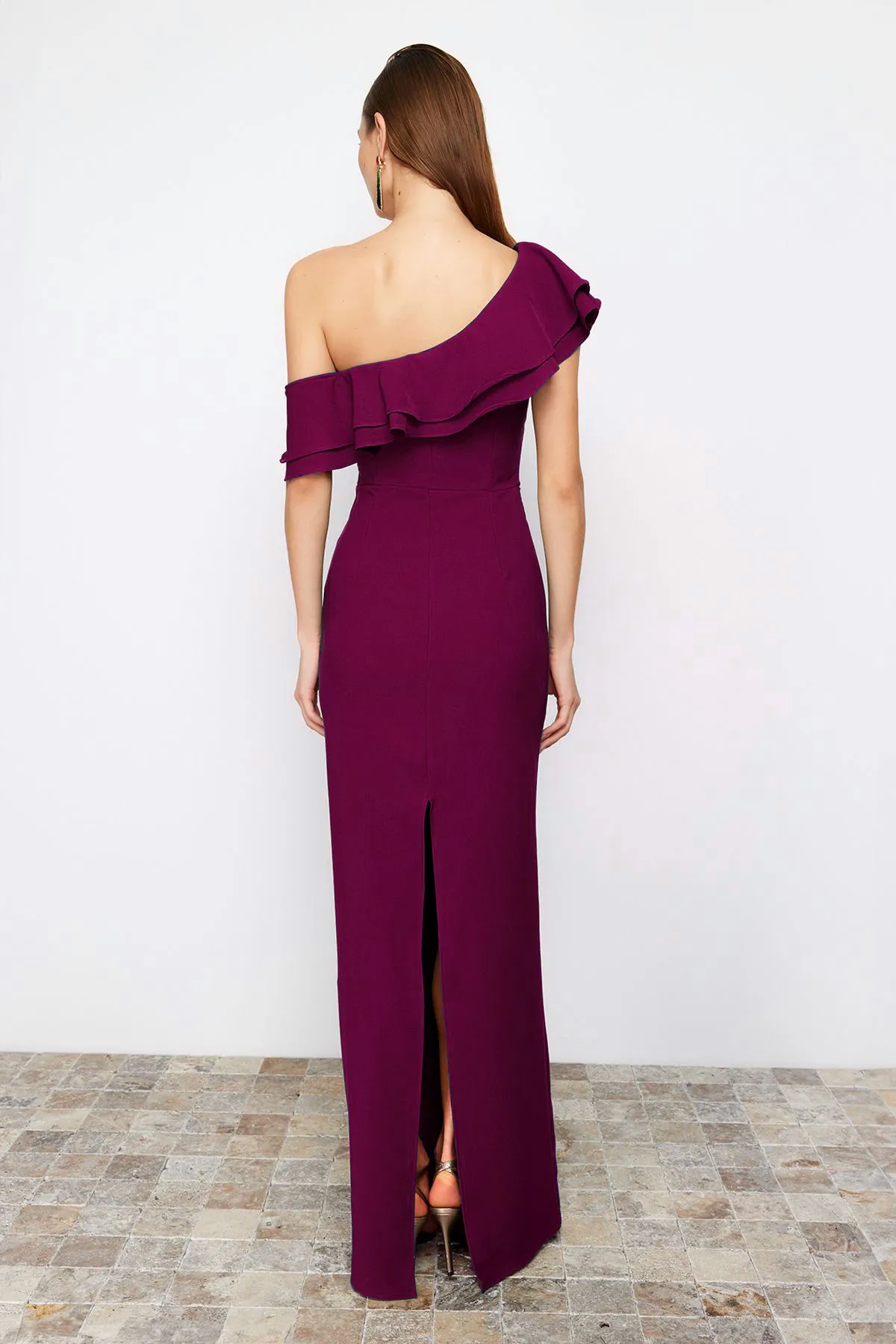 Trendyol Collection  Pflaumenfarbenes, tailliertes Abendkleid und Abschlussballkleid - TPRSS24AE00066